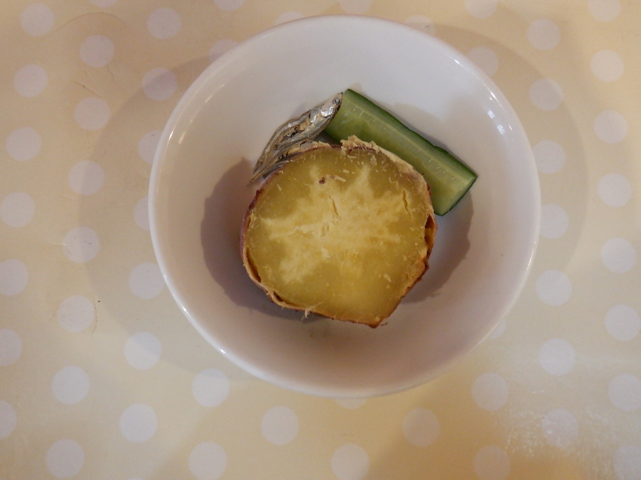 給食と補食を更新しました。