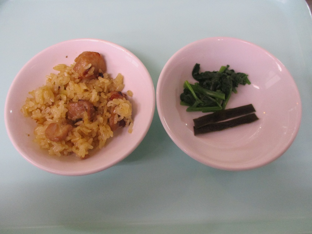 給食と補食を更新しました。